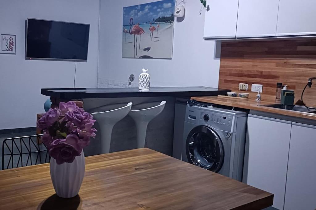 Casa Olivia- Alojamiento Con Piscina - Aeropuerto Ezeiza Zewnętrze zdjęcie